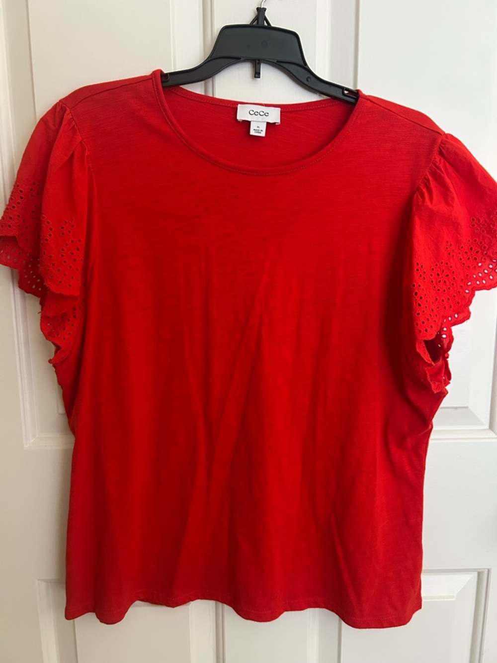 CeCe Bright Red Eyelet Flutter Sleeve Tee Sz XL